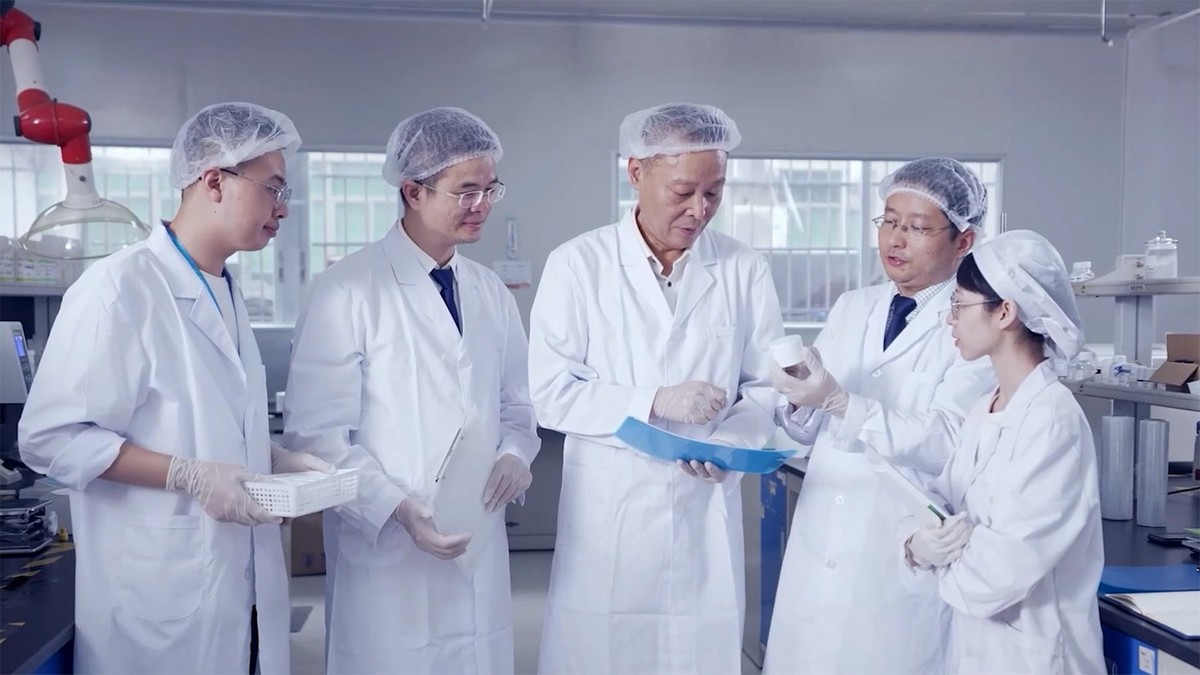 DEVA PhD research team analyzing skincare formula stability and innovation in the lab