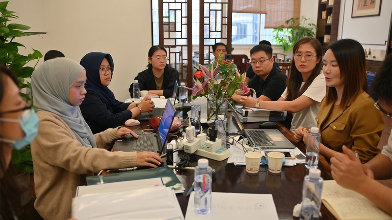 Presenting a tailored market solution proposal specifically designed for Indonesian skincare clients